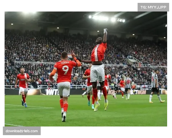 数据前瞻：卢顿是英超向前传球比例最高的球队，控球风格直接